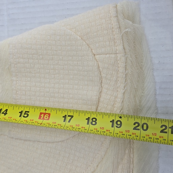 Banana Republic Ivory Textured Rose Skirt Set 2 - Picture 6 of 13